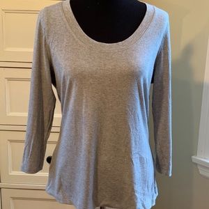 3/4 sleeve ribbed shirt